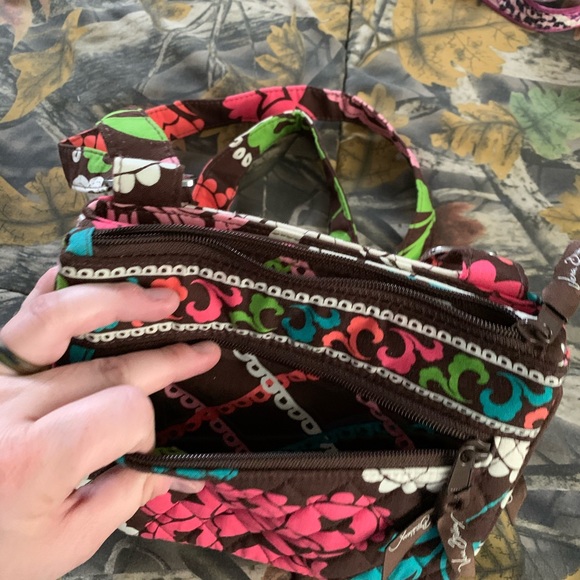 Vera Bradley hipster style purse - Picture 4 of 6